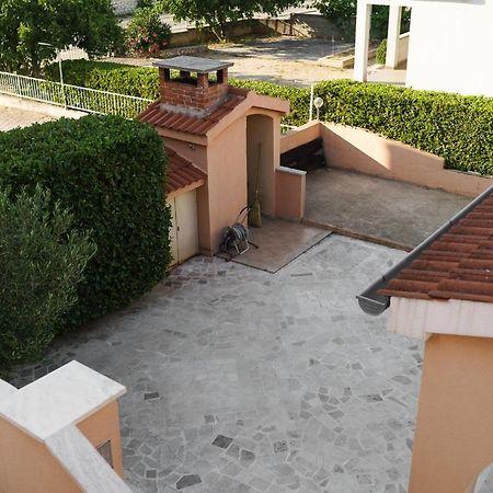 Apartmani Nedoklan Срима Экстерьер фото