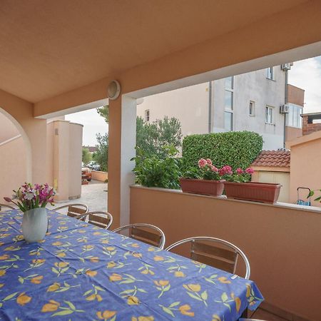 Apartmani Nedoklan Срима Экстерьер фото