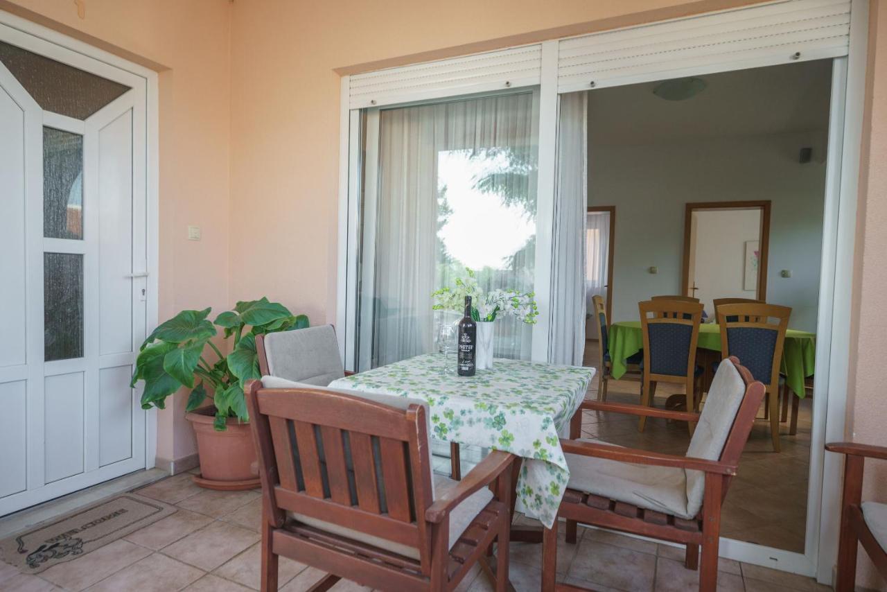 Apartmani Nedoklan Срима Экстерьер фото