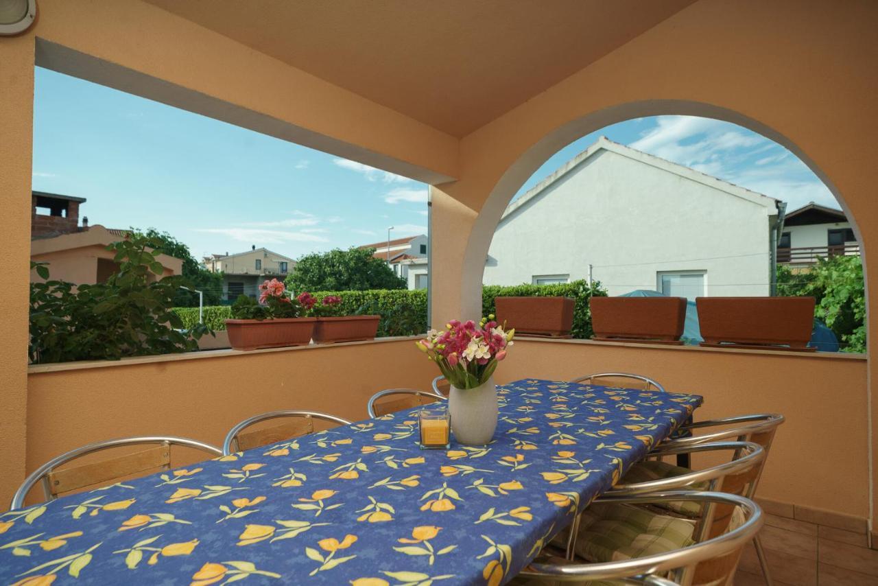 Apartmani Nedoklan Срима Экстерьер фото